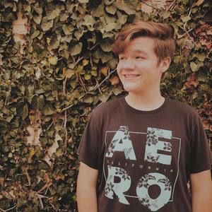 Meet your Posher, Travis